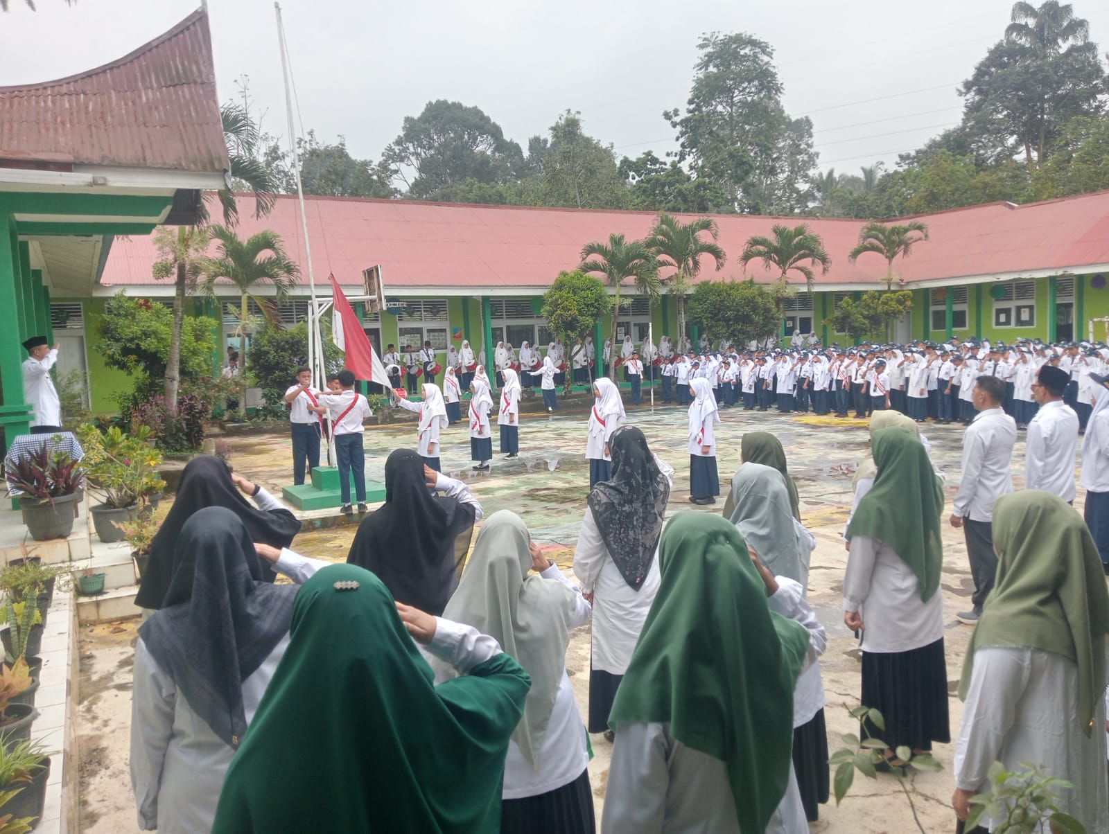 Gambar 1